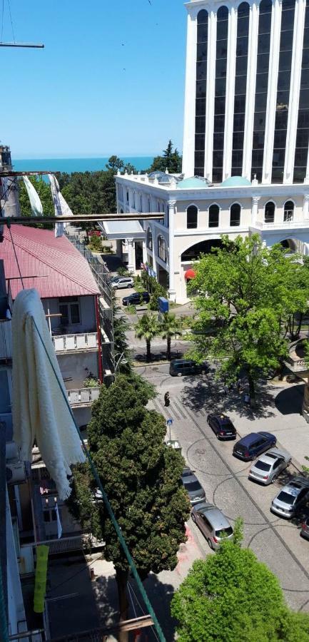 Naira Apartment Μπατούμι Εξωτερικό φωτογραφία